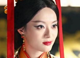 娱乐圈吃瓜飞云芈月是谁,揭秘神秘网红背后的故事